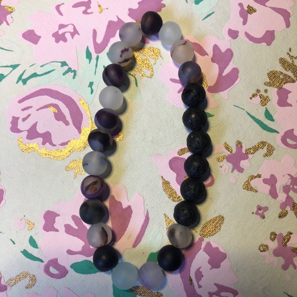 Two lava stone essential oil bracelets - Picture 3 of 3